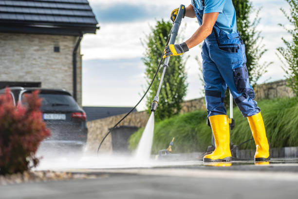 Why Choose Our Certified Pressure Washing Experts for Your Project Needs in Greenbriar, FL?